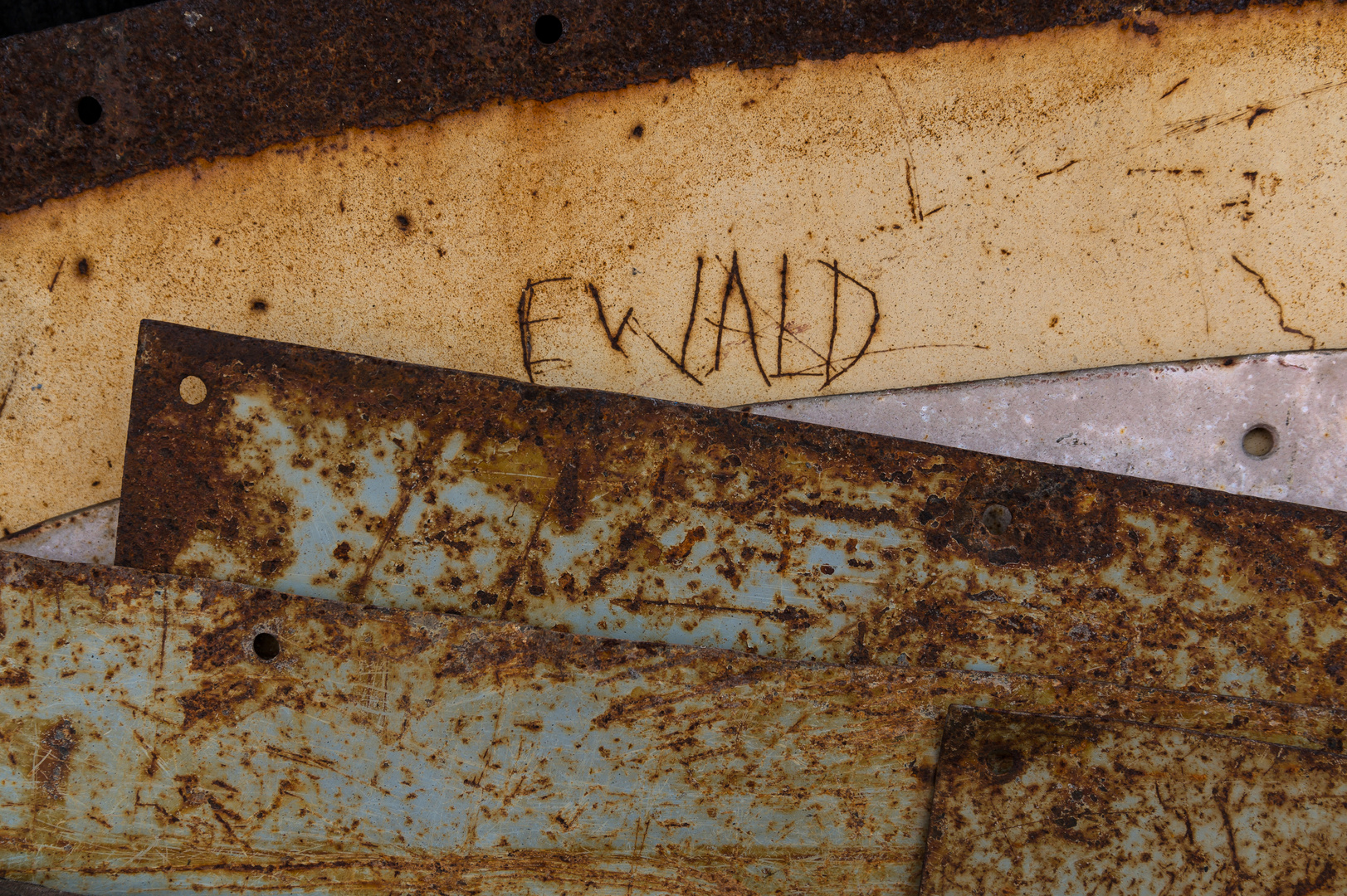 EWALD - Rust Abstract I