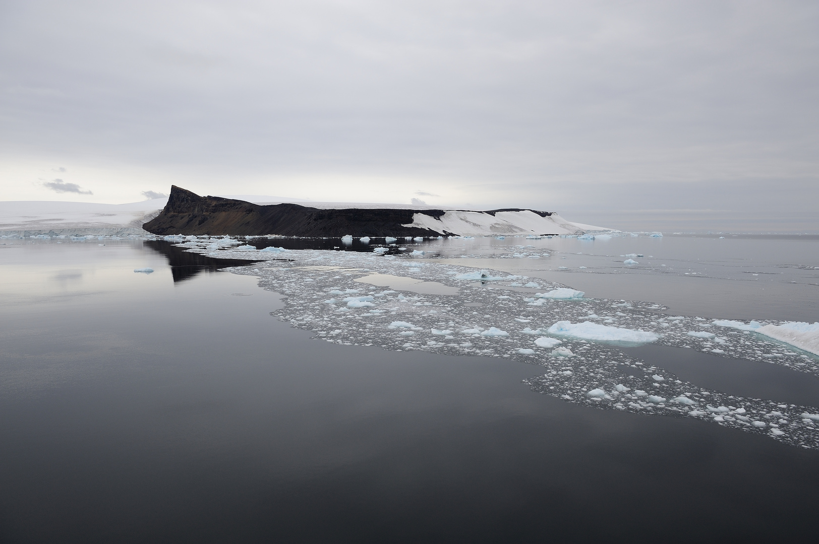 Ewige Stille im südlichen Eismeer