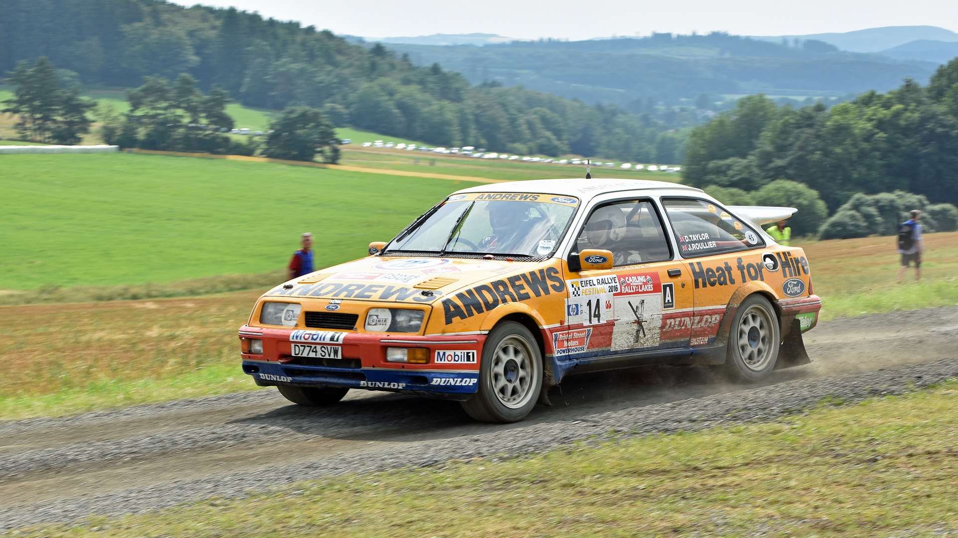 Ex Ford Sierra RS Cosworth R.Brookes-N.Wilson RAC Rallye 1989