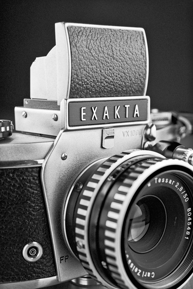 EXAKTA VX1000