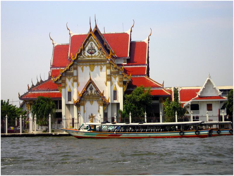 Excursion along the Chao Phraya River