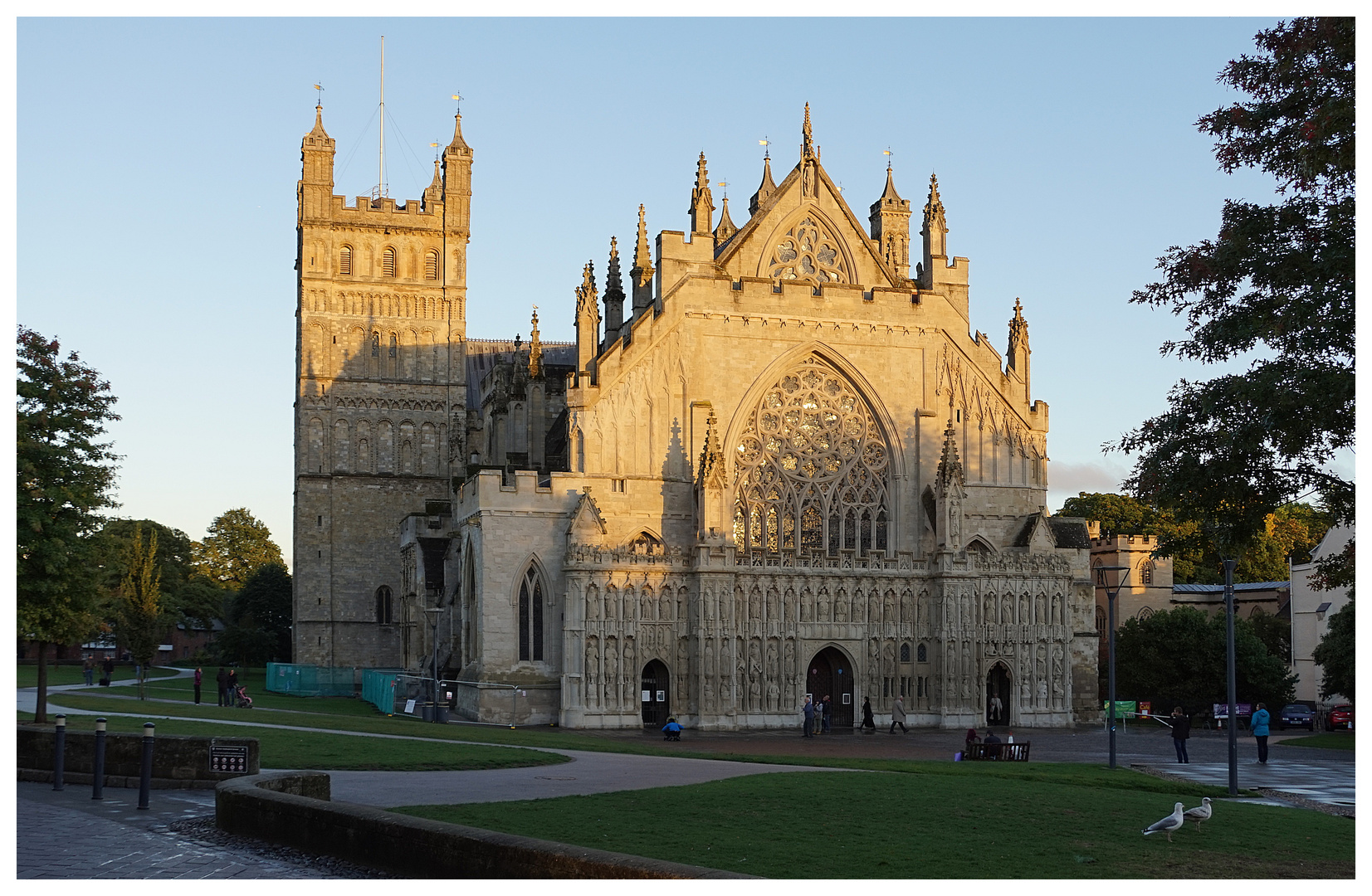 Exeter Cathedral am Abend