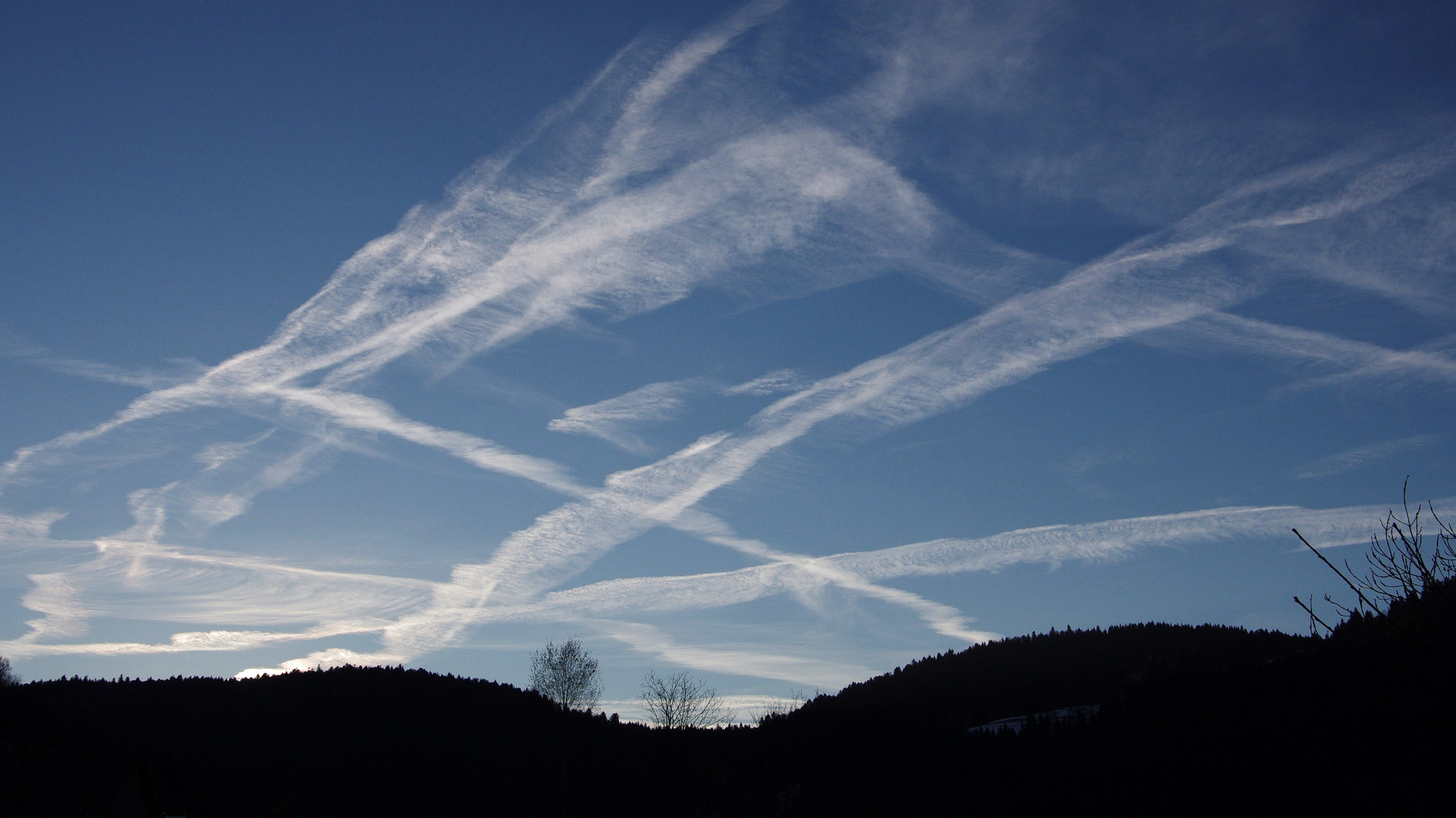 Exit le ciel d'azur ... l'avion, un moyen de transport parmi les plus sûr....