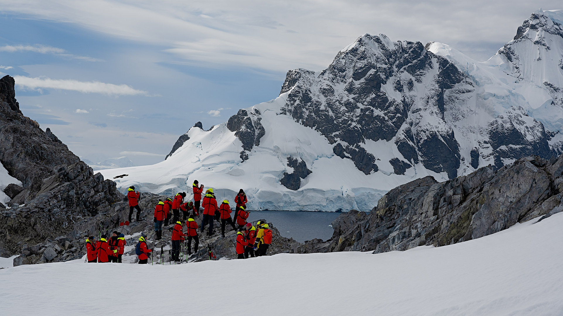 Expeditions-Reise in die Antarktis mit 'Roald Amundsen', Hurtigruten