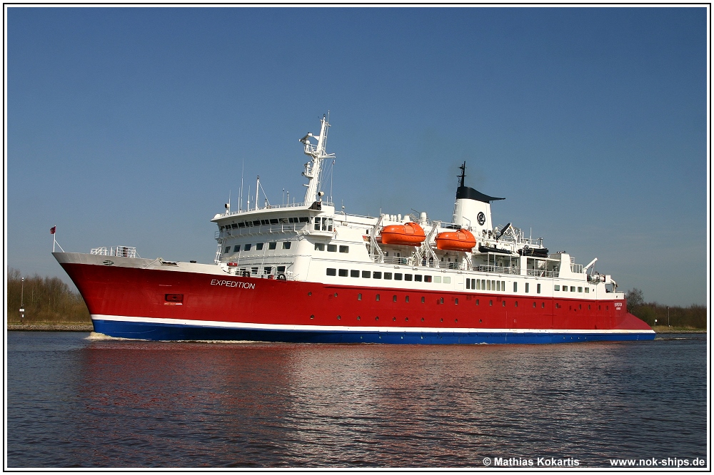 Expeditionskreuzfahrtschiff "Expedition" im Nord-Ostsee-Kanal