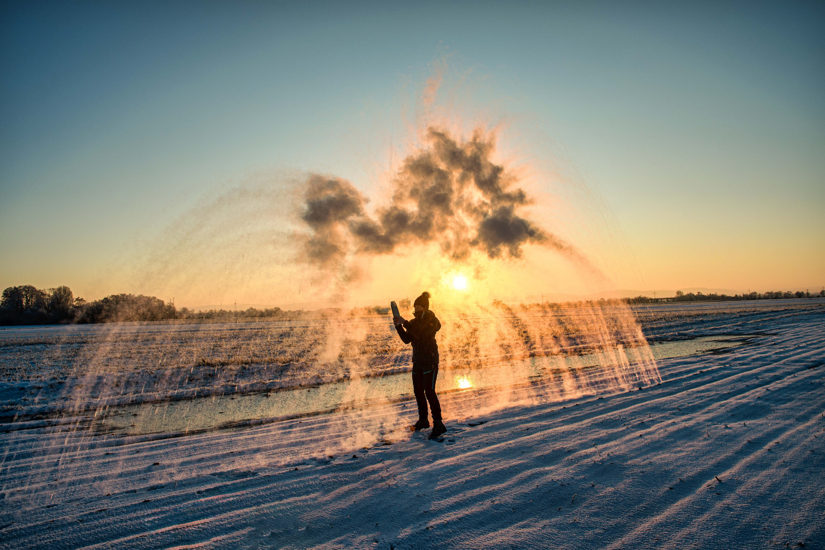 Experimente bei minus 10 Grad - Mpemba II