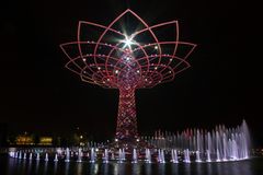 Expo 2015 - Wasserspiel am Baum des Lebens