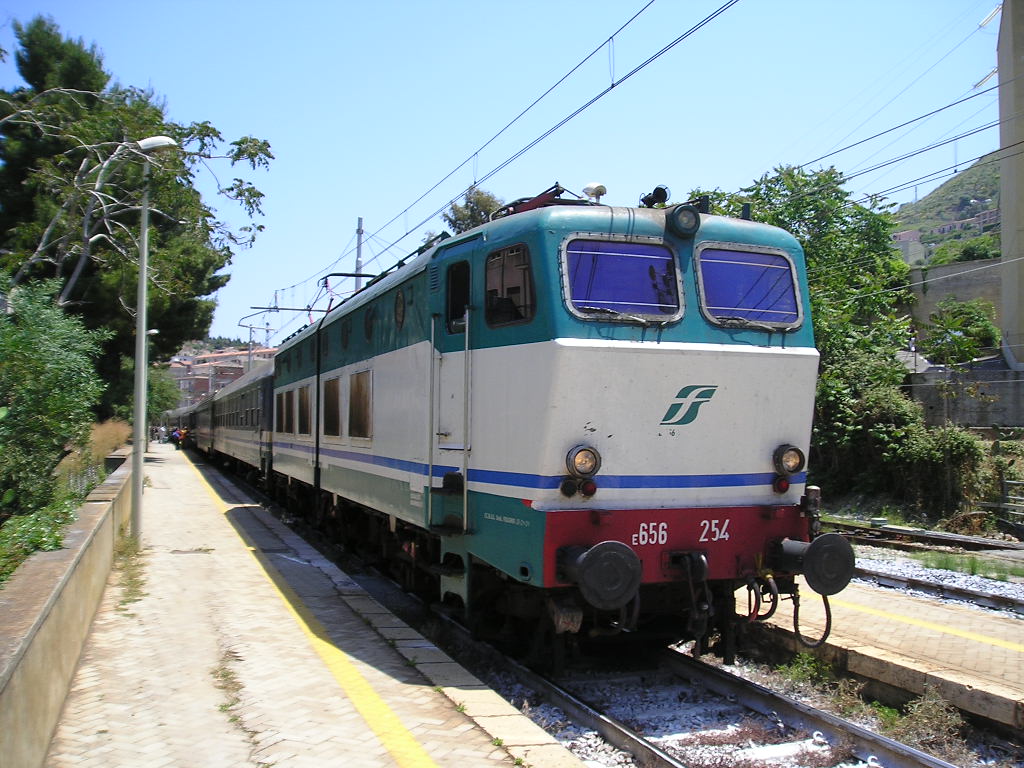 Express in Cefalu