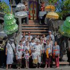 Extended family at the Pura Melanting portal