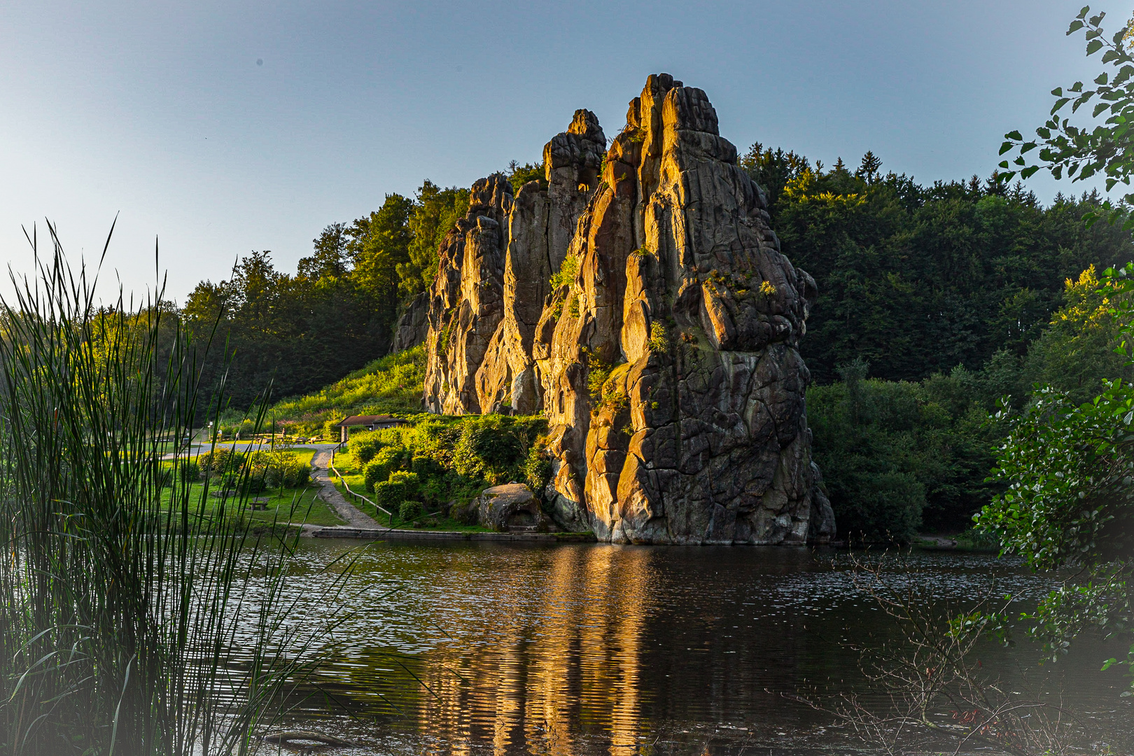 Externsteine am Sommermorgen