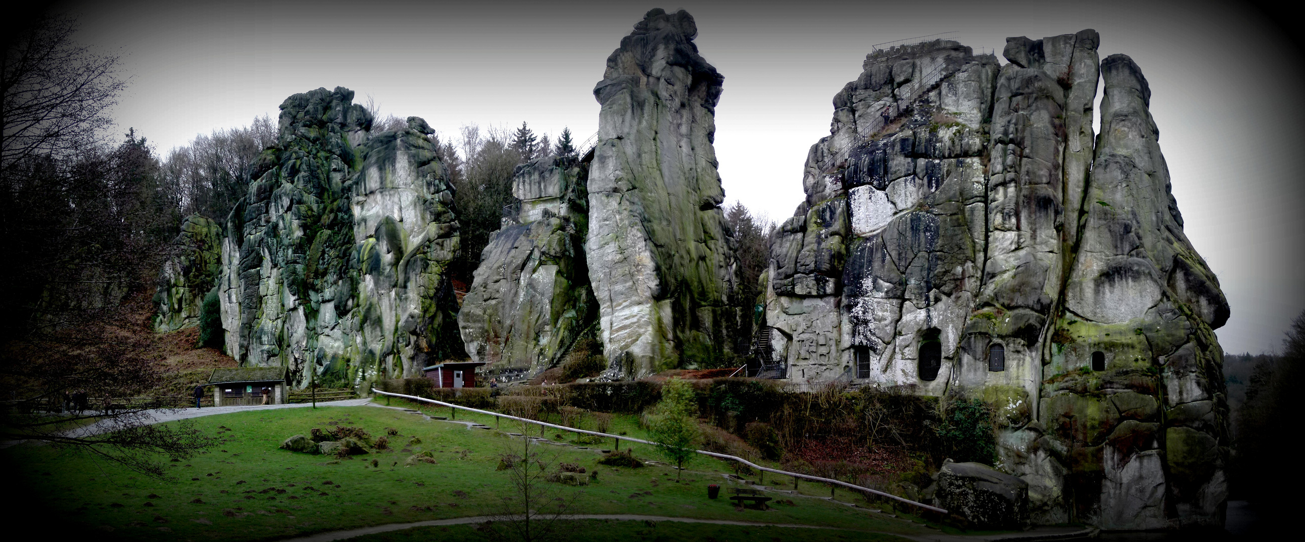 externsteine horn-bad meinberg