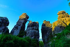 Externsteine - Monumente und Kultstätte am Fuß des Hermannweges 