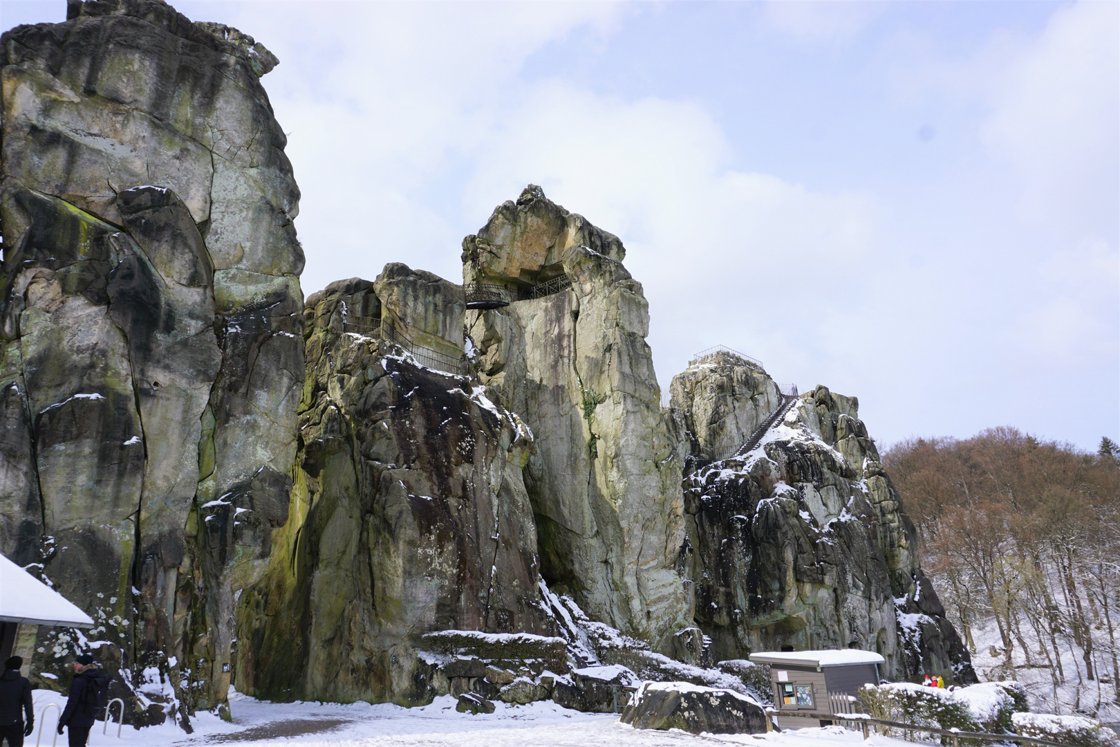 Externsteine und Teutoburger Wald im Winter