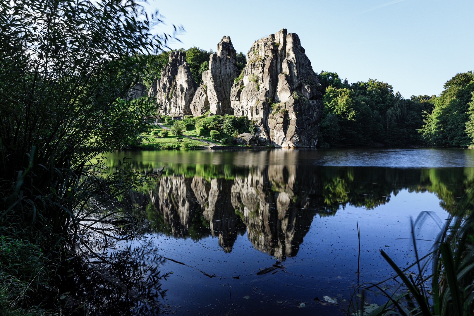 Externsteine und Wiembecke-Teich