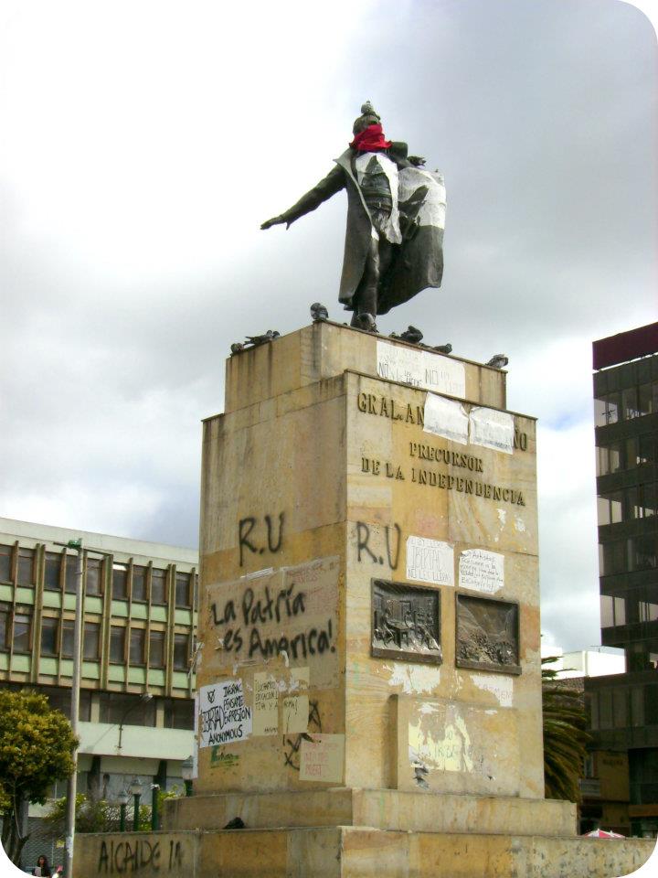 Extraños que odian y dañan la historia (Colombia - San juan de Pasto)