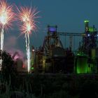 Extraschicht 2012: Feuerwerk im Landschaftspark Duisburg (1)