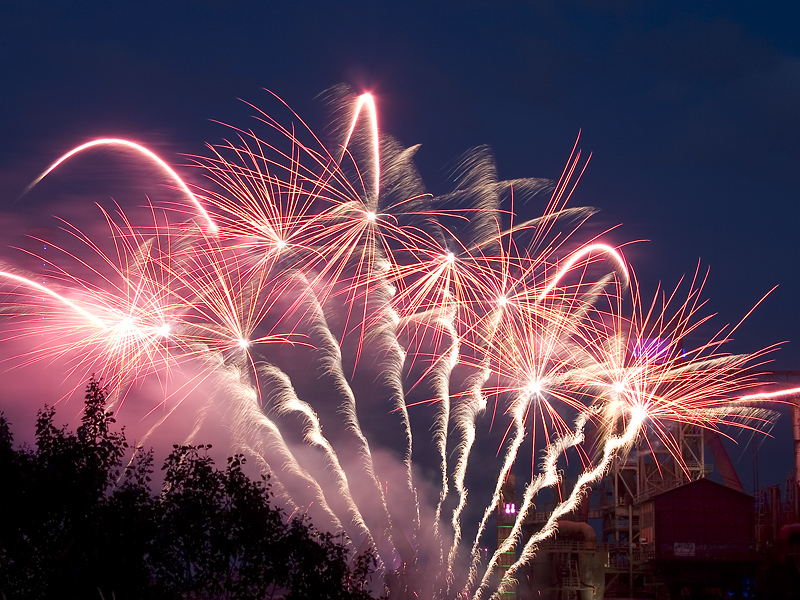 Extraschicht 2012: Feuerwerk im Landschaftspark Duisburg (5)