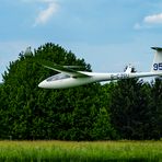 Extrem tiefer Überflug