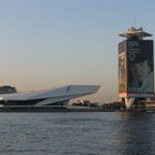 Eye-Filmmuseum im Abendlicht