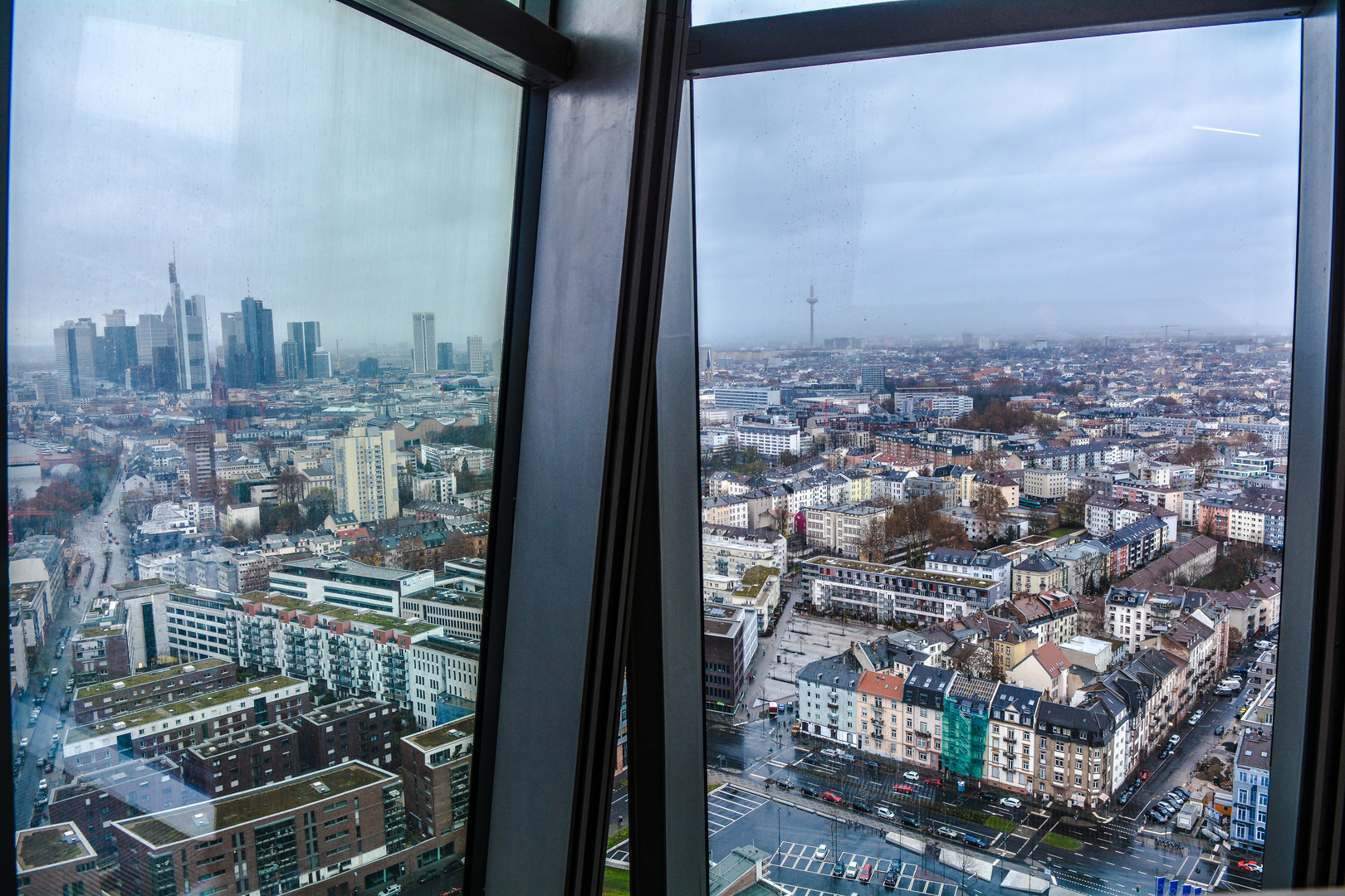 EZB - Ausblick vom Hochhaus  auf die City und das Ostend