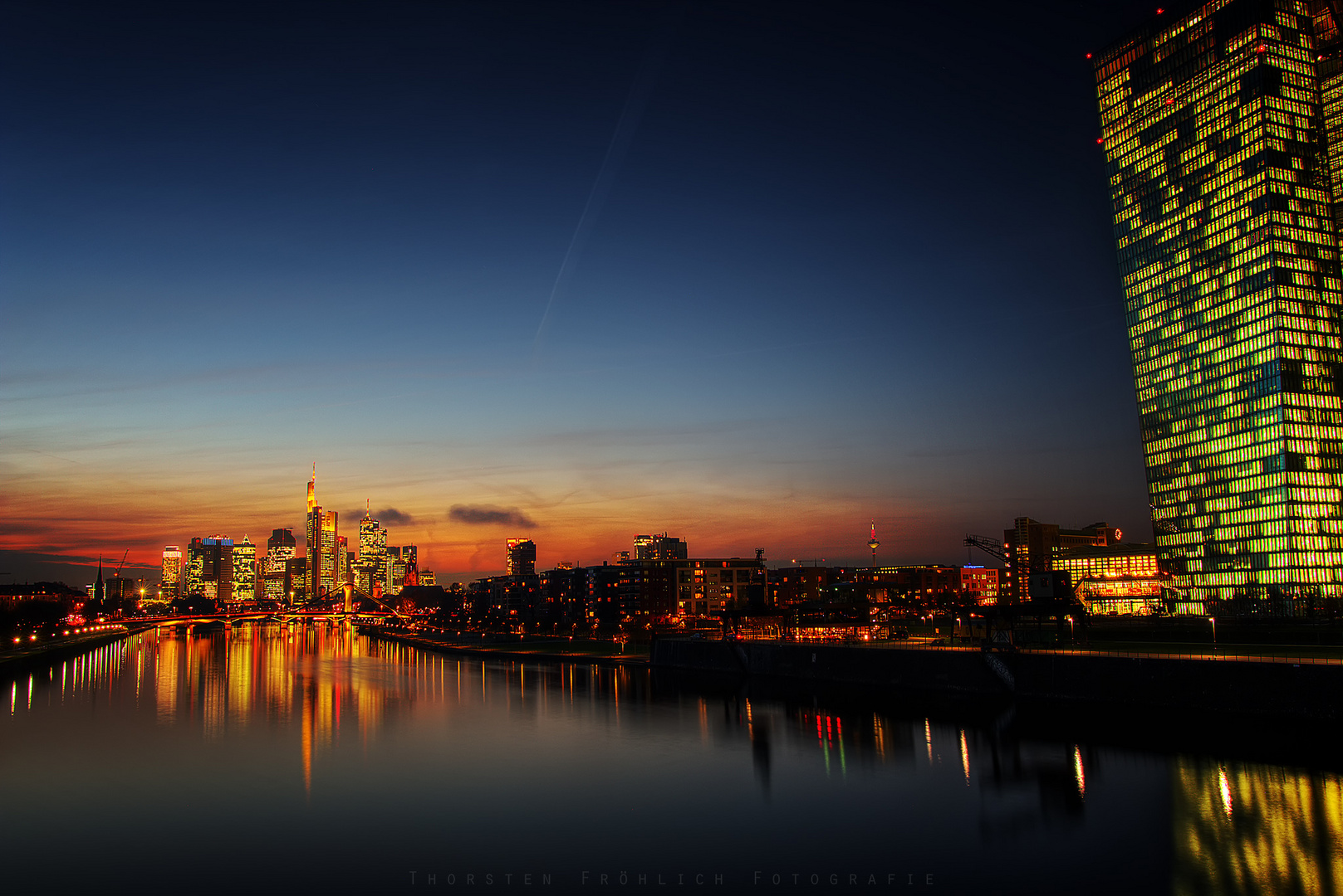 EZB und die Frankfurter Skyline