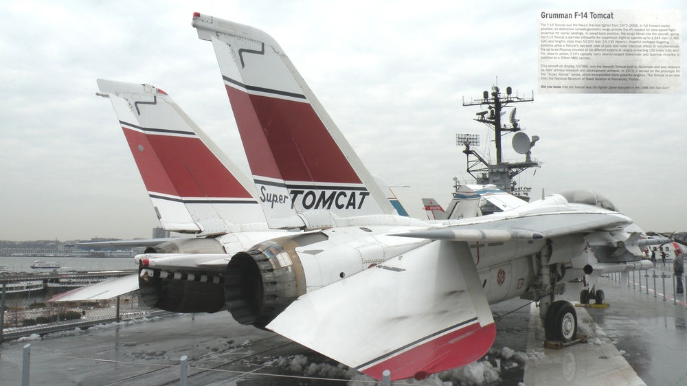 F 14 Tomcat auf der Intrepid