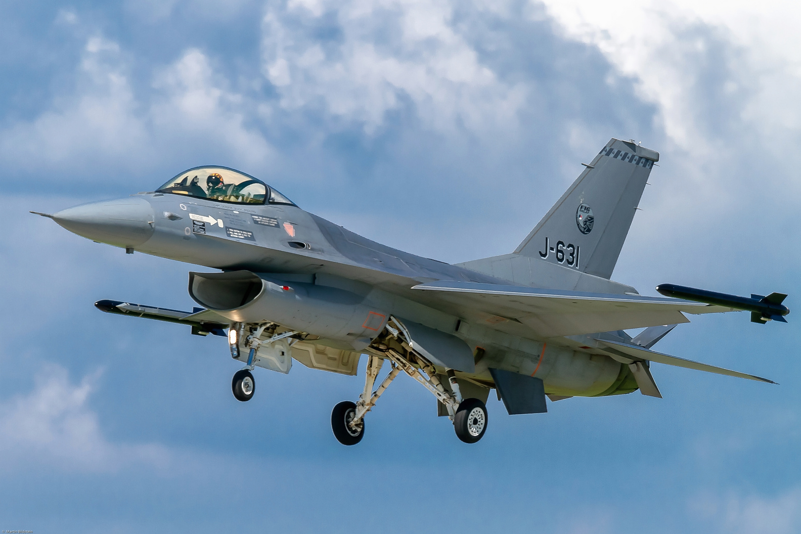 F-16