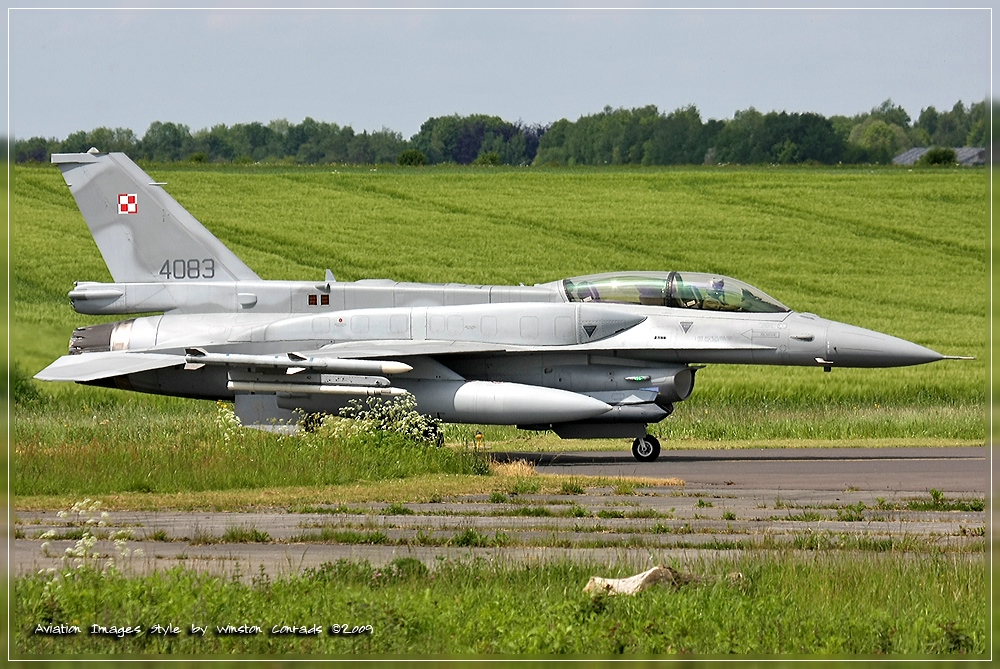 F-16 D