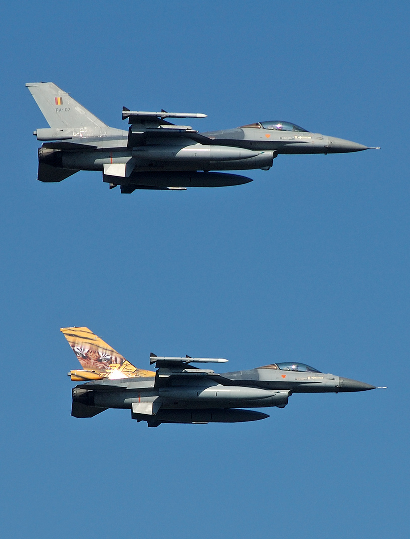 F-16 Duett