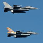 F-16 Duett