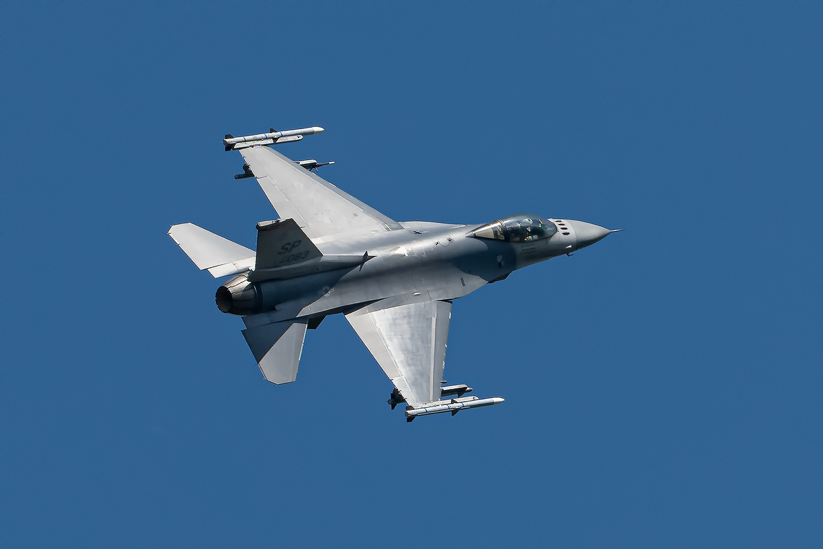 F-16 Fighting Falcon I