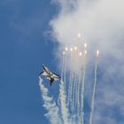 F-16 & Flares