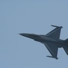 F-16 show at duxford airshow