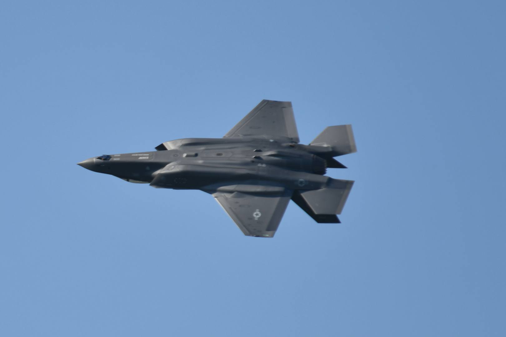 F-35 Joint Strike Fighter (B)