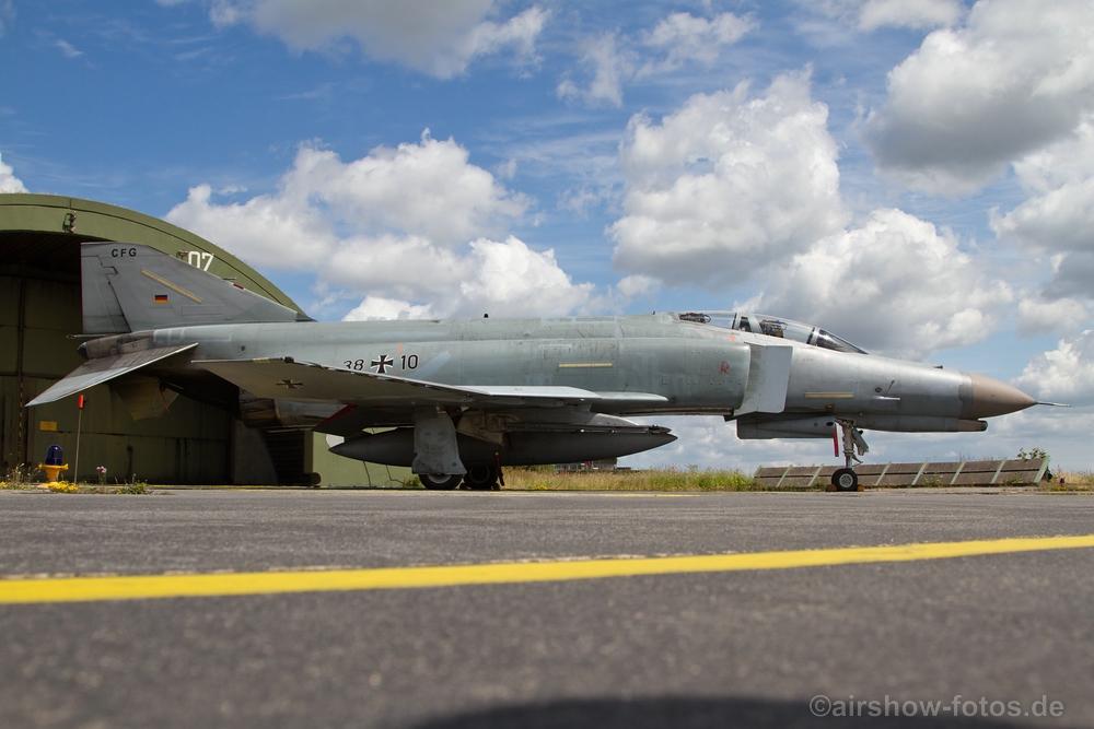 F-4F takt.Zeichen 38+10 beim JG71"Richthofen"