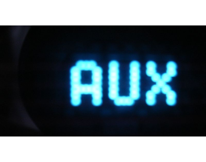 f [ aux ] pas