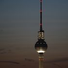 F-Turm am Abend (2007)