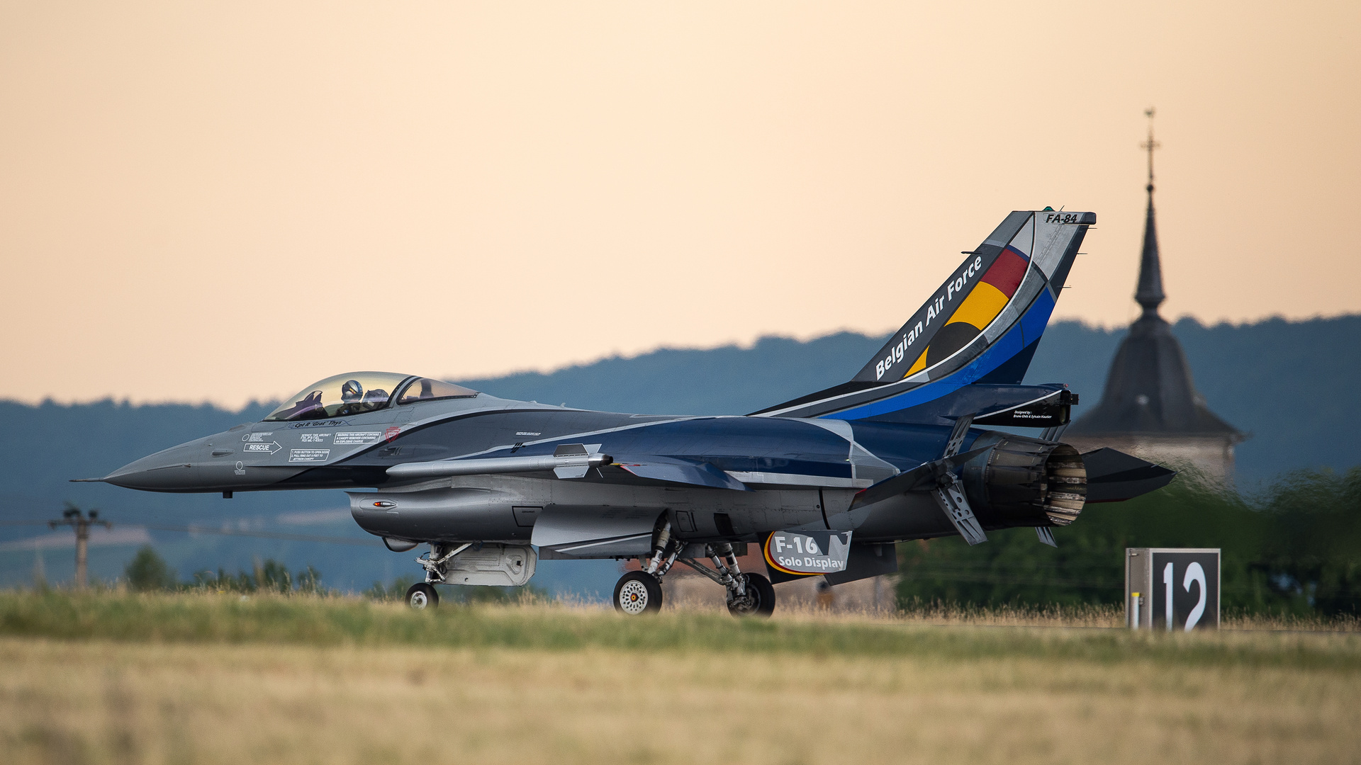 F16 Belgian Solo Display Démo at Nancy Ochey 2014