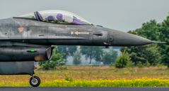 F16 GR