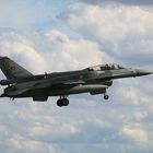 F16 im Anflug auf ETNN