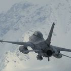 F16 in den Alpen