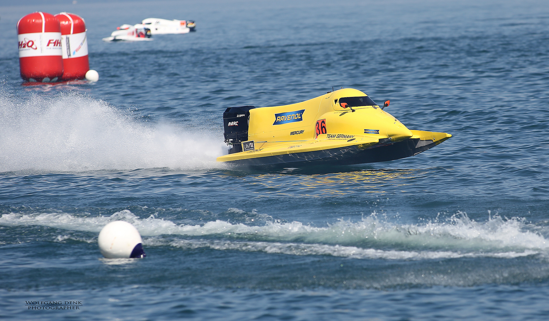  F1H2O Evian