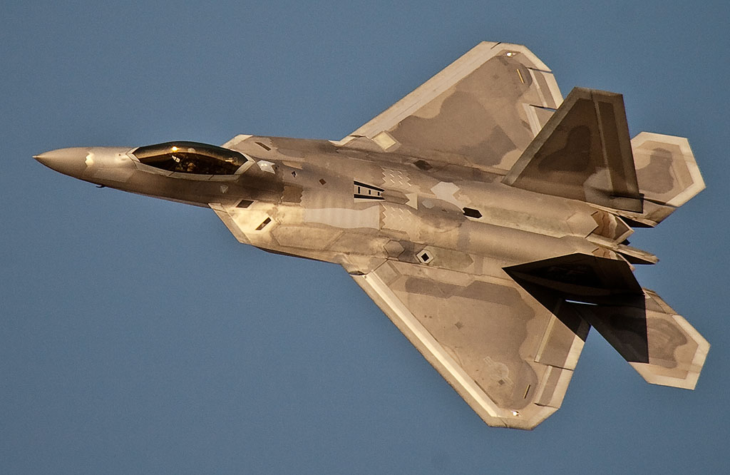 F22 Raptor live bei der Dubai Airshow 2009