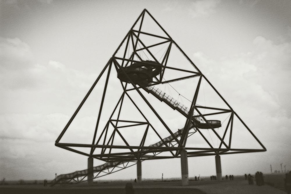 Am Tetraeder in Bottrop von ChrisGro 