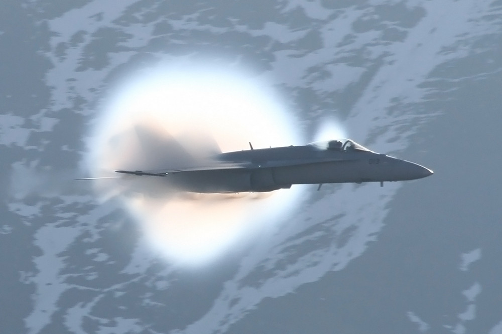 F/A-18C High Speed Pass