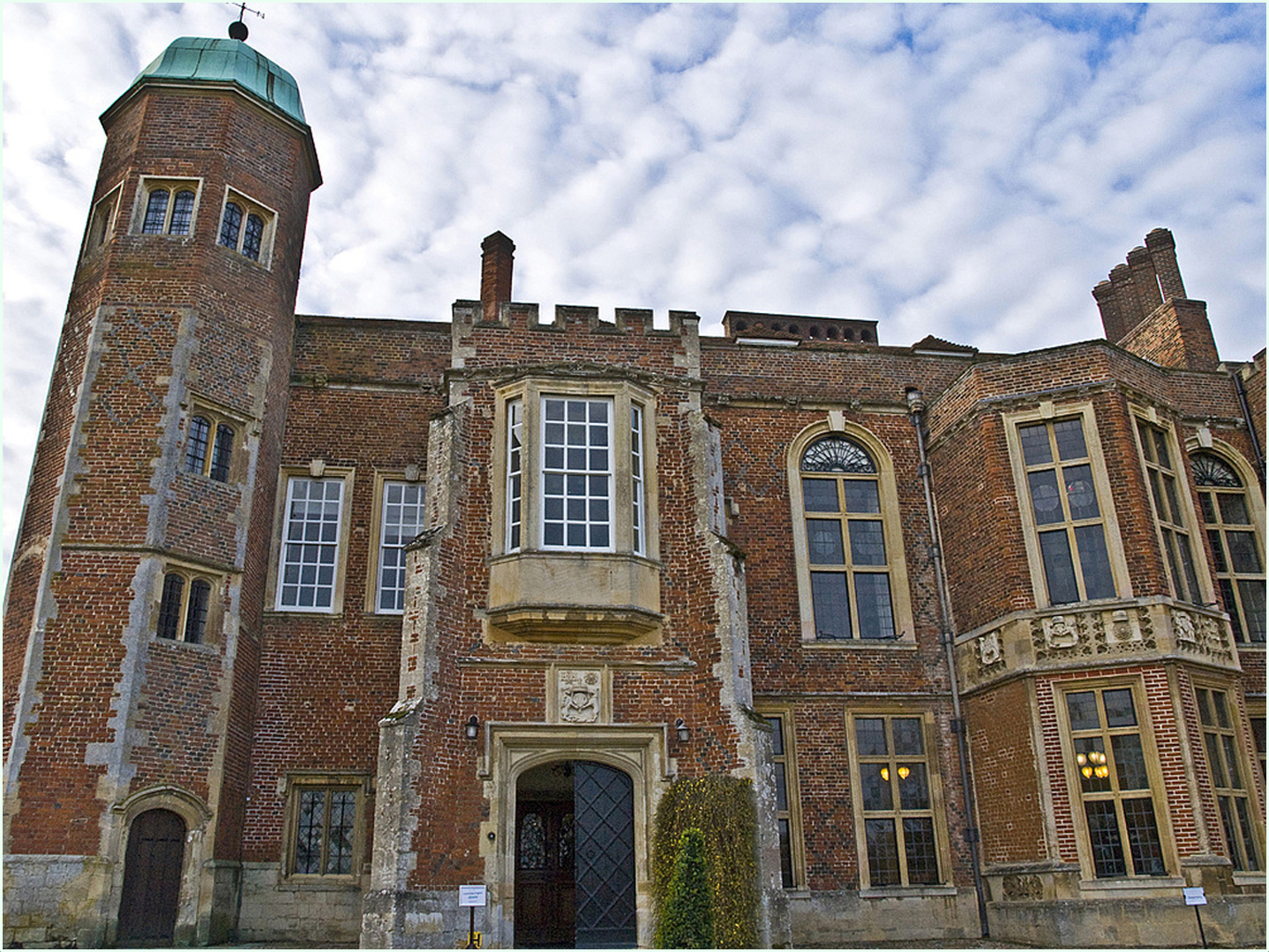 Façade de Madingley Hall   --  Cambridge  --  Fassade von Madingley Hall