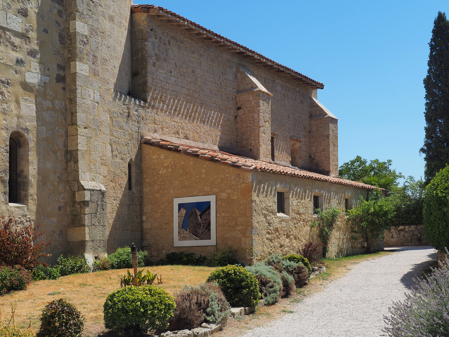 Façade sud de l’Eglise Saint-Sigismond