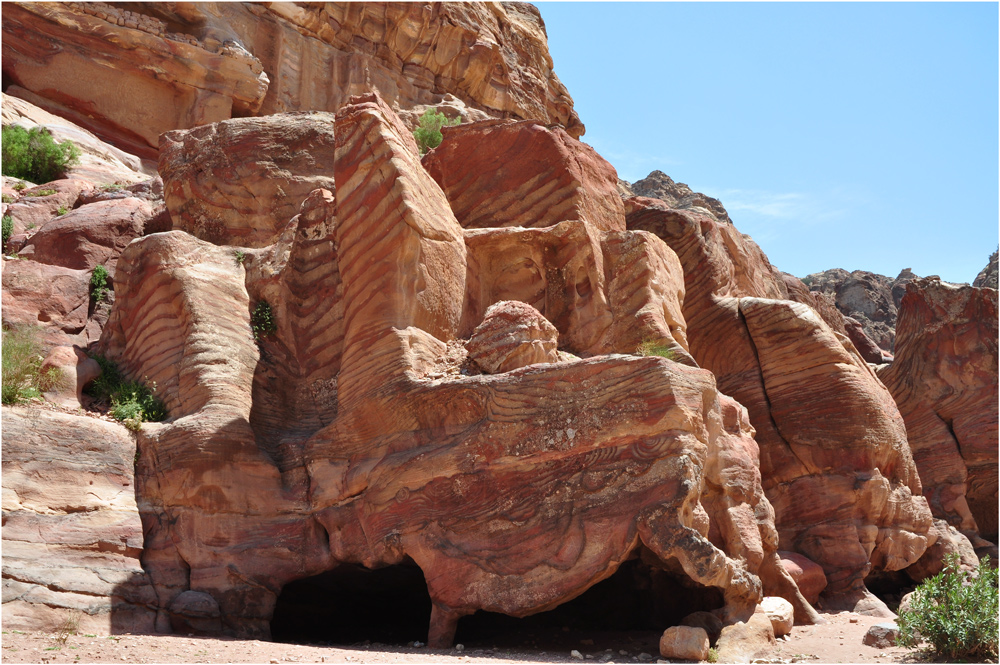 FABELWESEN IM FELS-PETRA