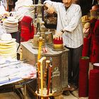 Fabricant de chapeaux (fez) au souk Khan el Kalili