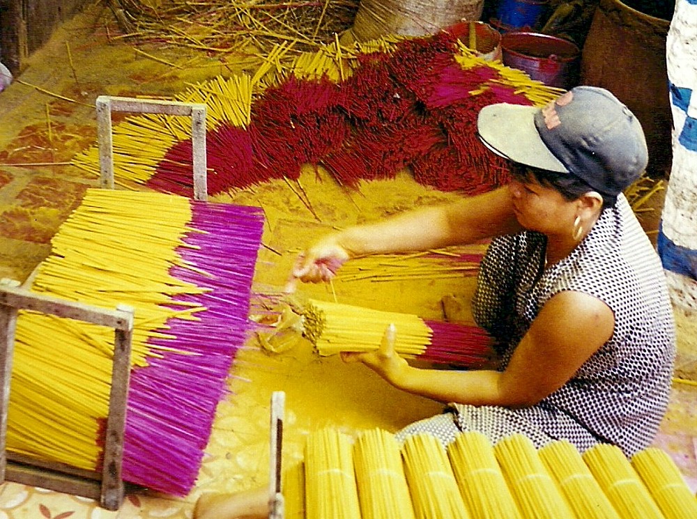 fabrication de bâtons d'encens